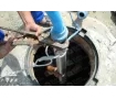 Dismantling a submersible pump from a depth of up to 150 meters
