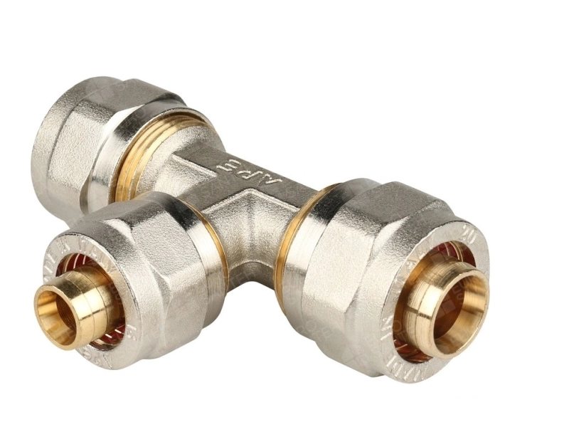 Тройник для металлопласта  d26 х d20 х d16 мм