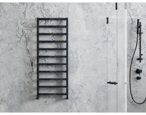 Uscător de prosoape de design CARISA, colecția BURTON, 1240x480 mm, NEGRU
