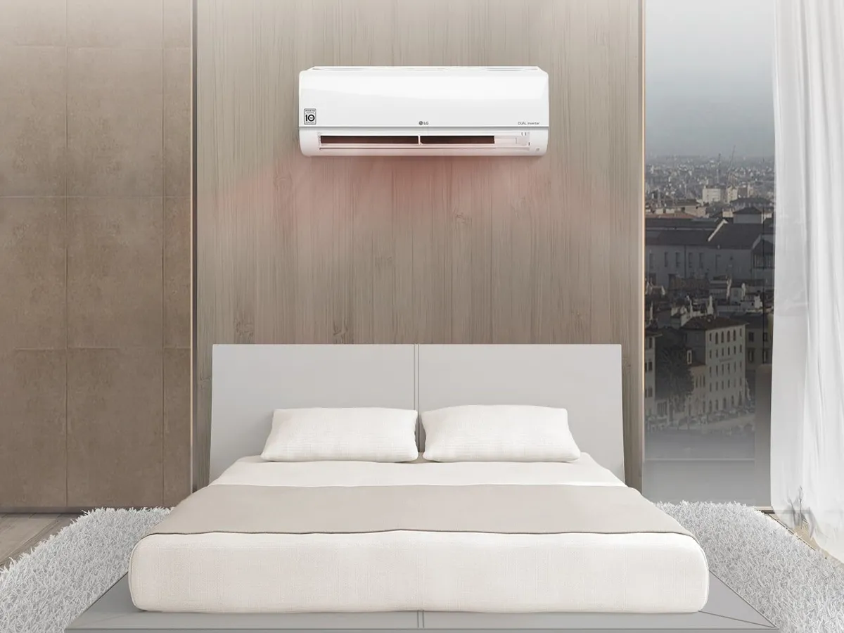 Air conditioner LG STANDART in the room